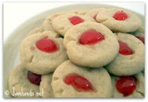Cherry Shortbread Cookies