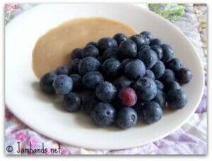 Blueberries with Brown Sugar Cream