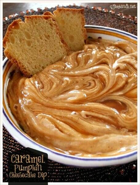 Caramel Pumpkin Cheesecake Dip