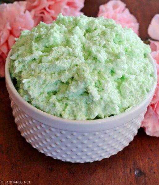 Fluffy Pear Jello