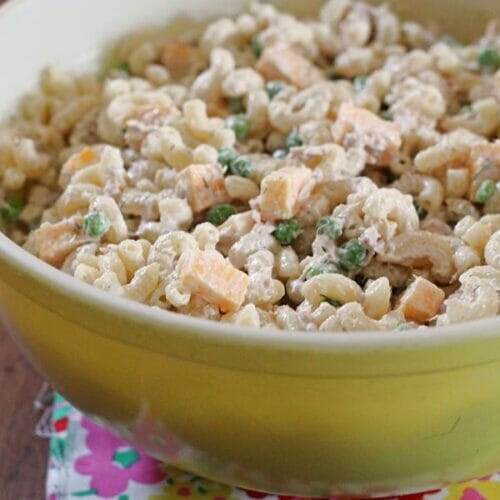 Dilly Tuna Macaroni Salad with Cheese