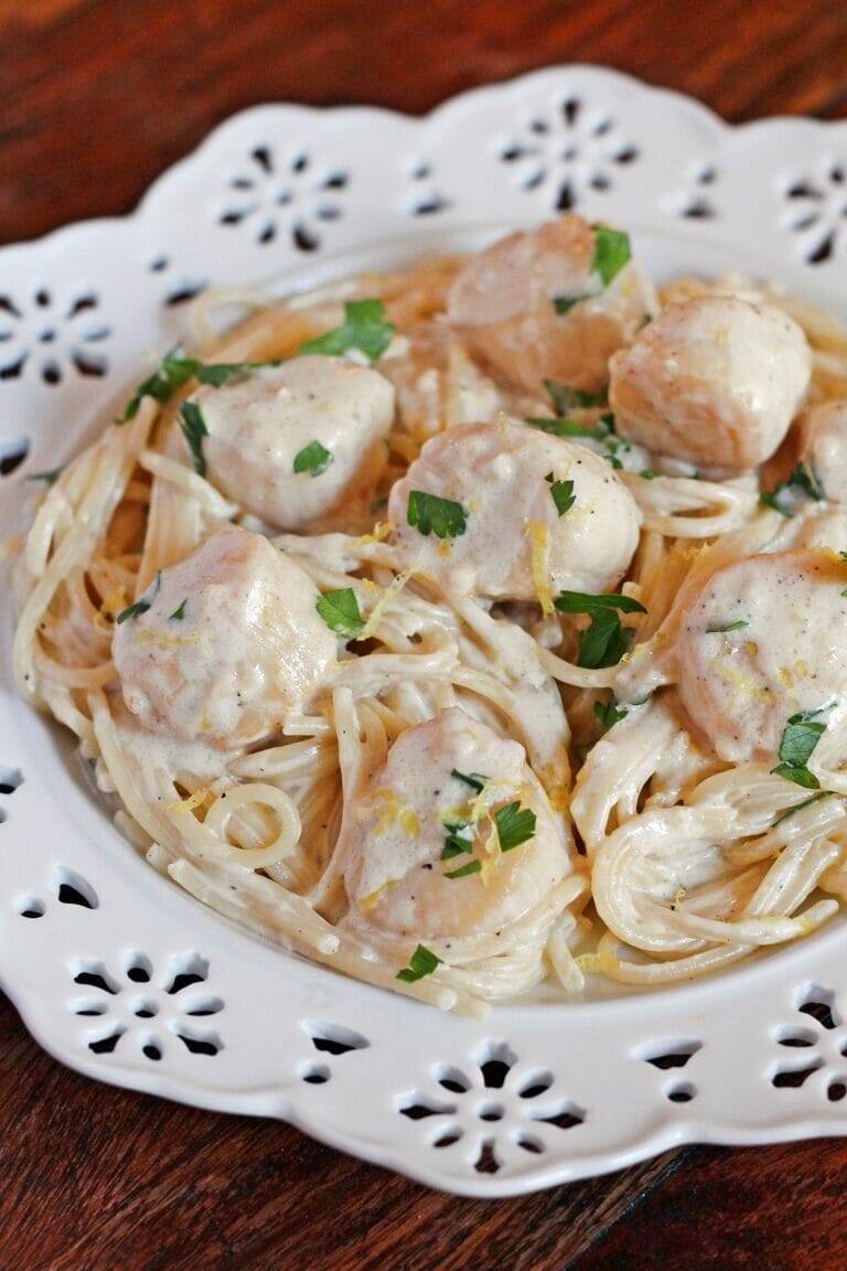 Scallops with Creamy Lemon Parmesan Pasta