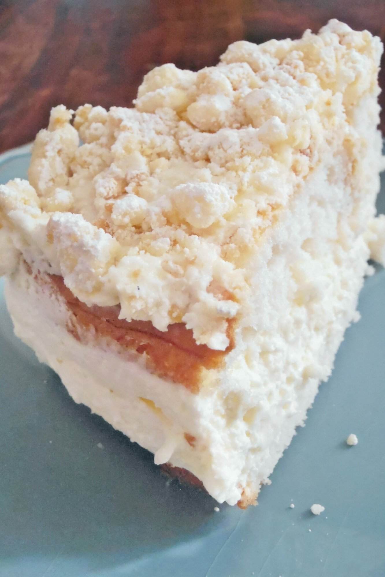 Olive Garden Inspired Lemon Cream Cake
