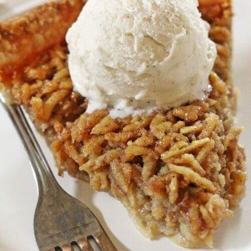 Unbelievably Good Shredded Apple Pie
