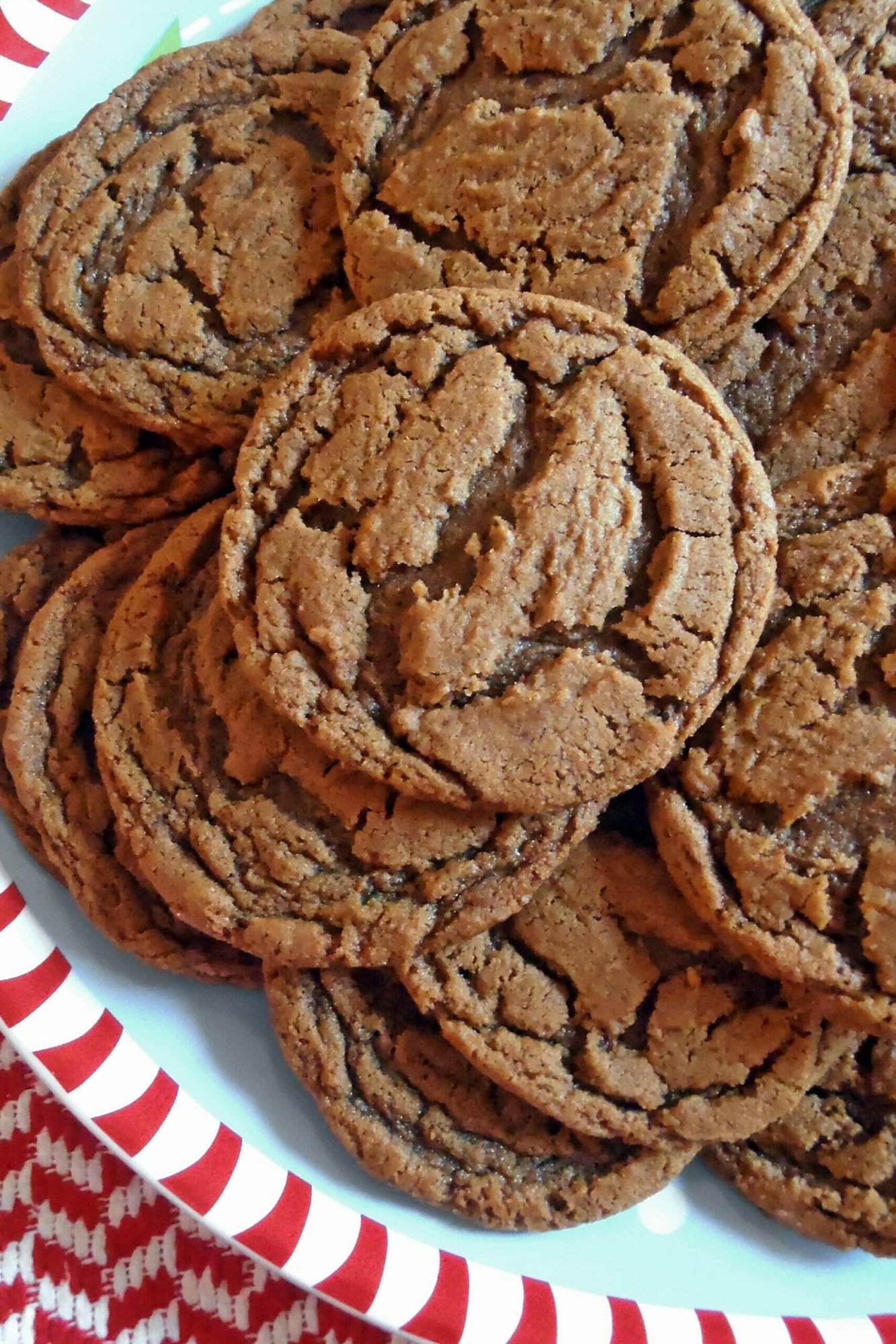 Chewy Gingerbread Cookies