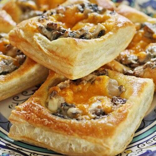 Mushroom Puff Pastry Bites