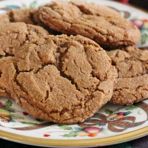 Old Fashioned Molasses Cookies