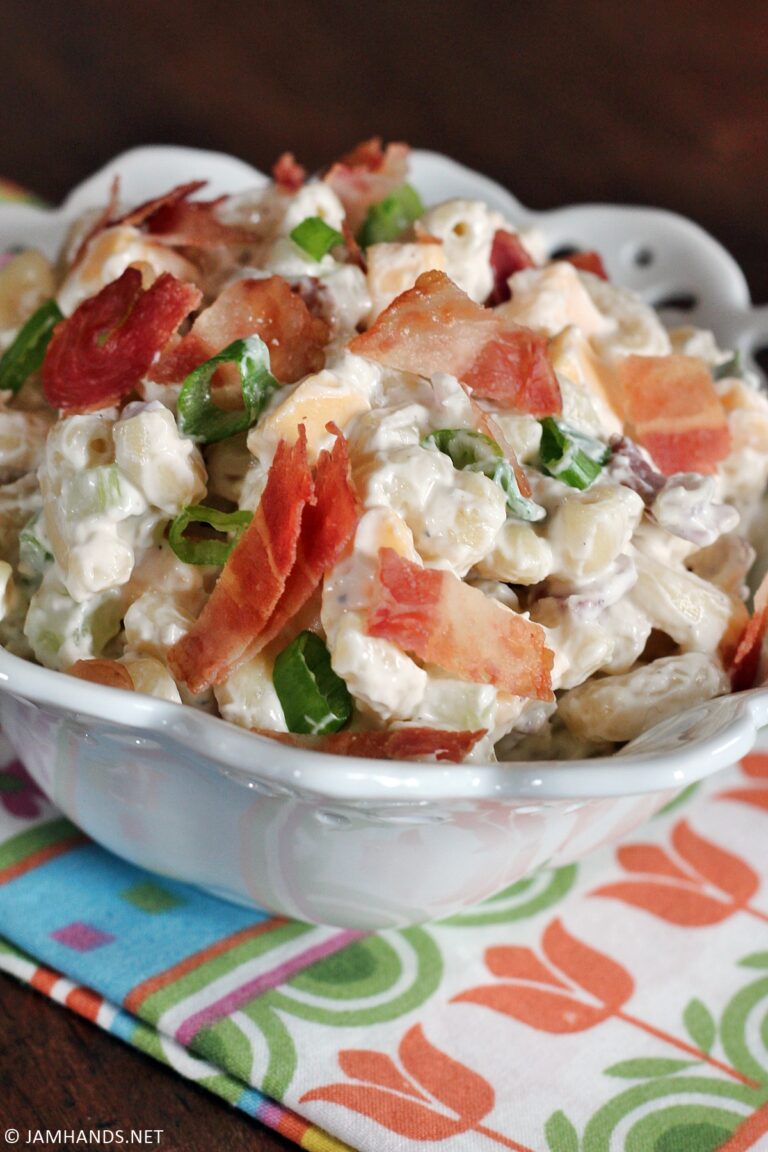 Bacon and Cheddar Macaroni Salad with Apple Cider Vinegar